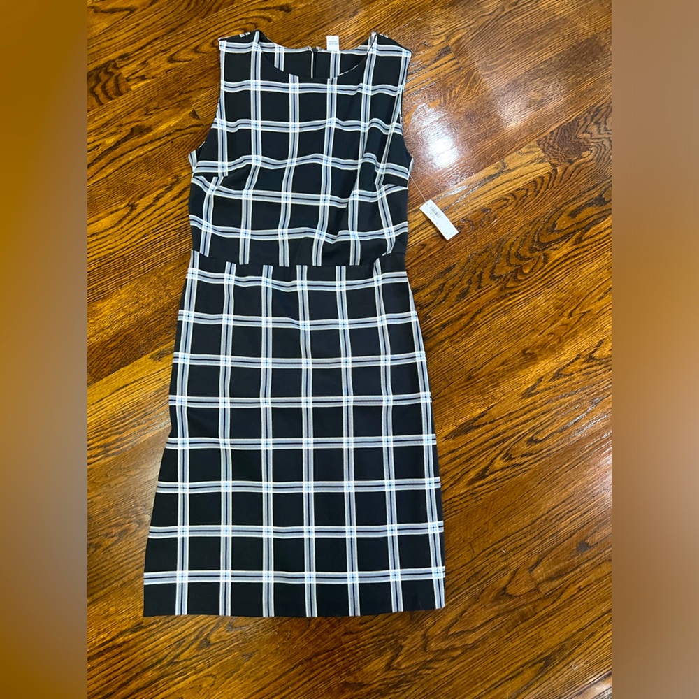NWT Sleeveless Plaid Dress